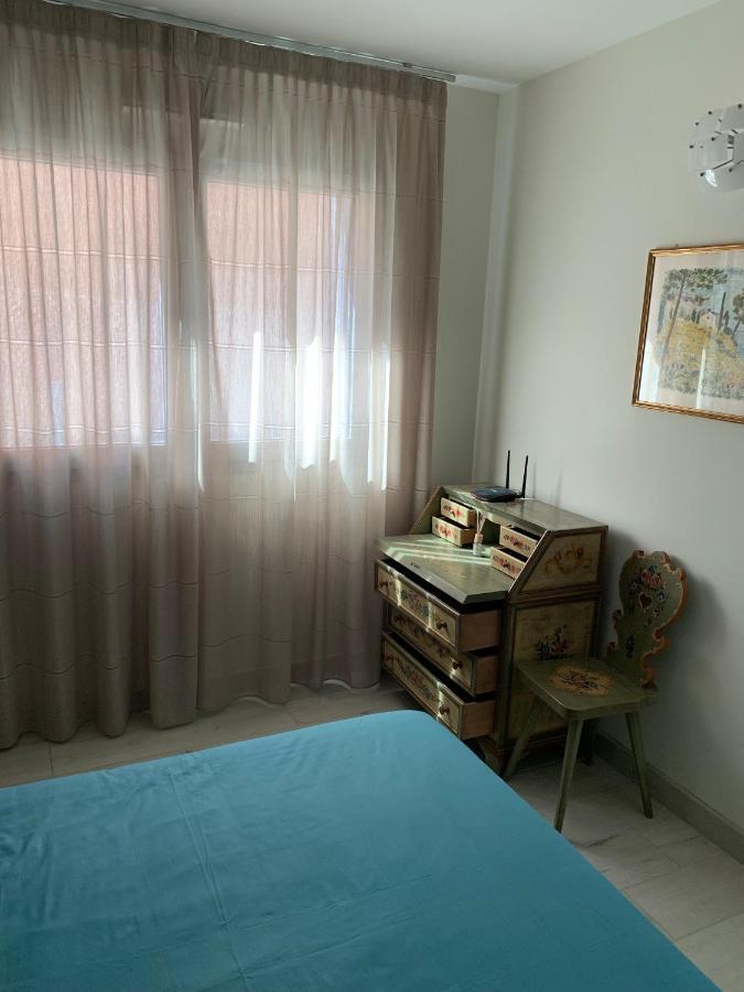 לינה וארוחת בוקר רימיני 8 Di Cuori מראה חיצוני תמונה