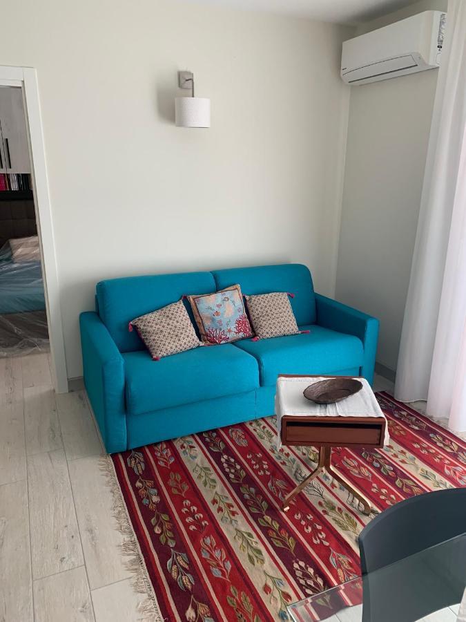 לינה וארוחת בוקר רימיני 8 Di Cuori מראה חיצוני תמונה